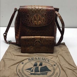 Vintage Brahmin bucket bag and wallet combo💕